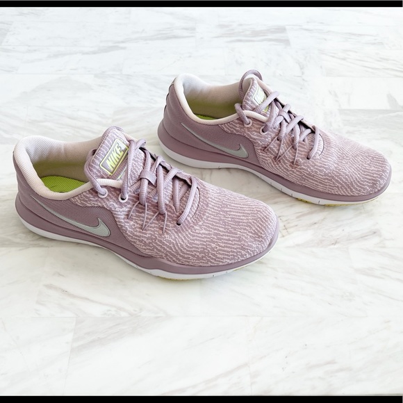 Nike Women's Flex Supreme TR 6 Blush Pink Cross Training Sneaker Tennis Shoes - Picture 2 of 8